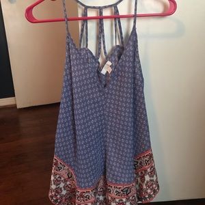 Flowy V neck tank top with fun back